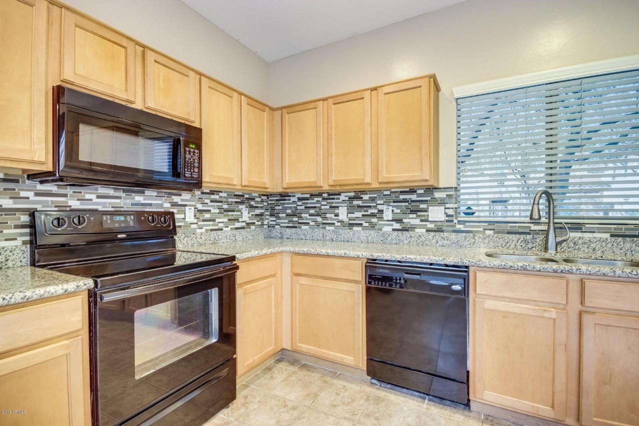 14825 Ashland Avenue - Photo 1
