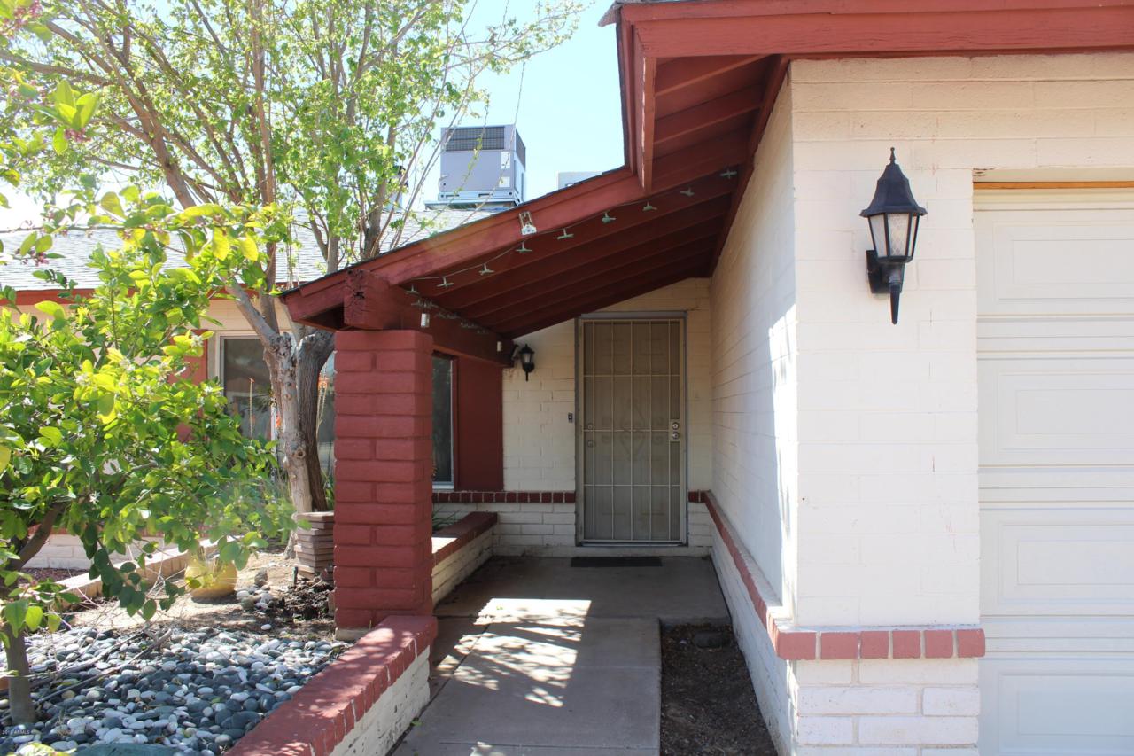11012 47TH Avenue - Photo 1