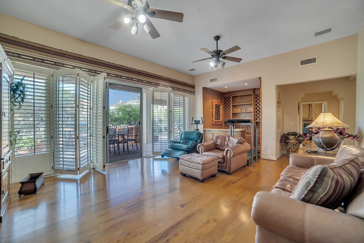 1354 Victor Hugo Avenue - Photo 1