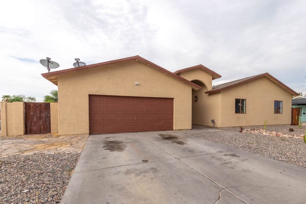 1402 Hoover Avenue - Photo 1