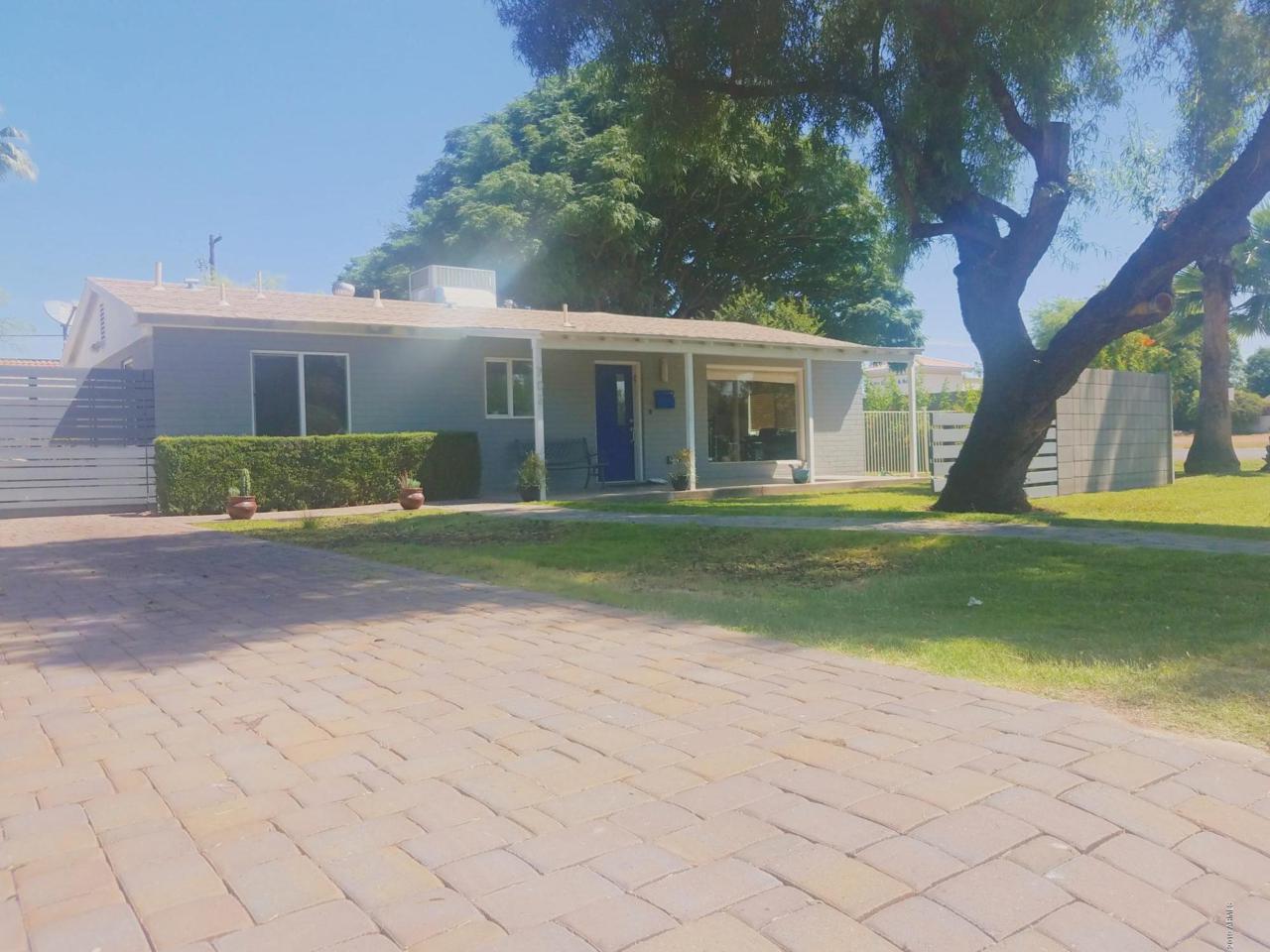 702 Palo Verde Drive - Photo 1