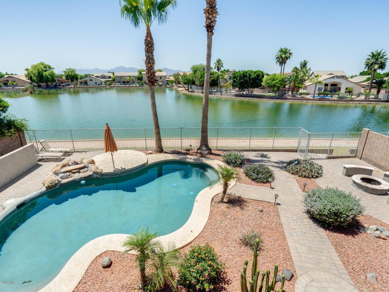 11109 Wilshire Drive - Photo 1