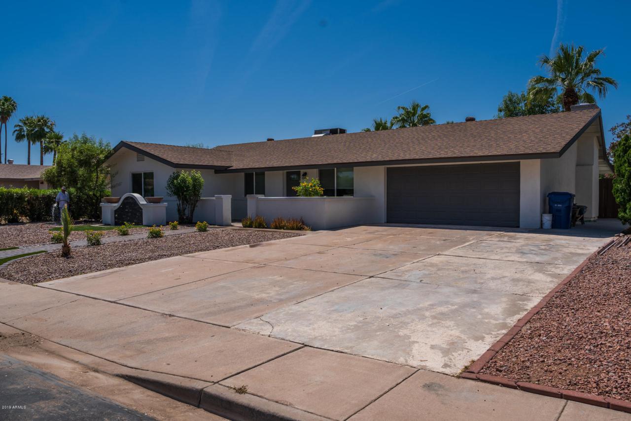 2415 Del Rio Drive - Photo 1