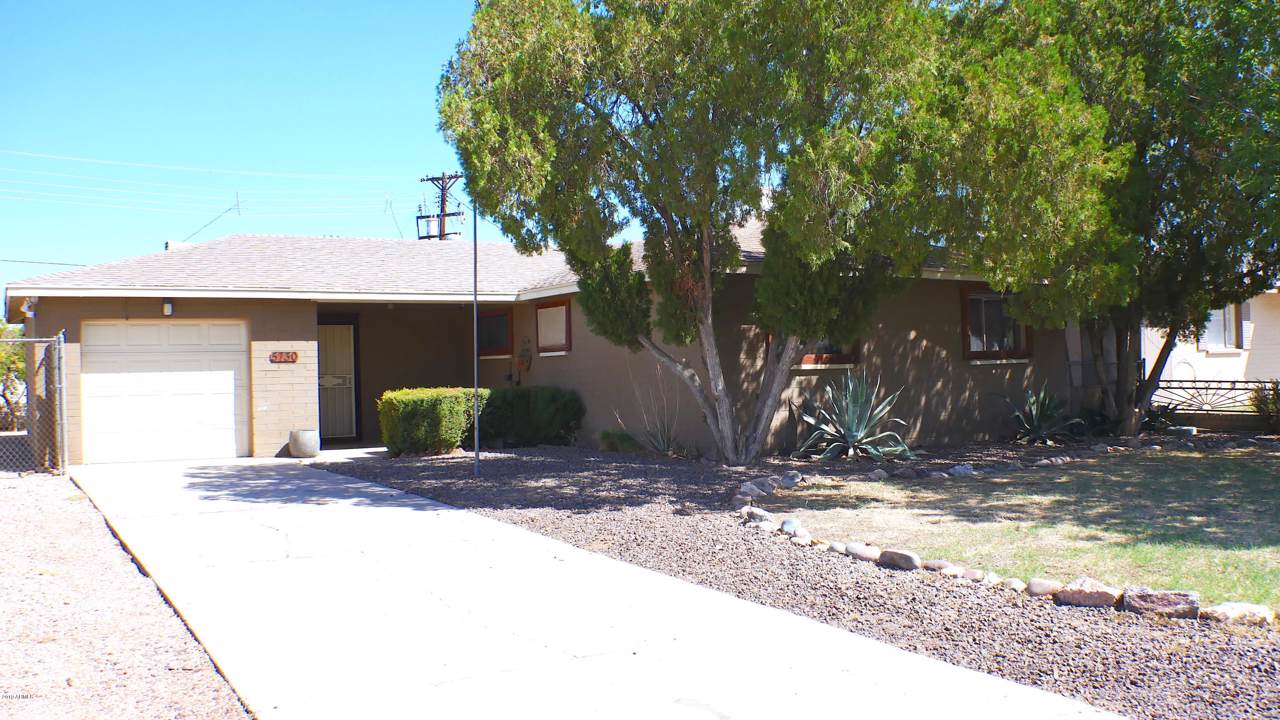 5730 Glenrosa Avenue - Photo 1