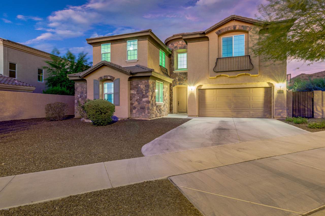 8821 18TH Way - Photo 1