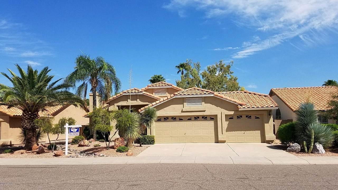 18419 12TH Place - Photo 1