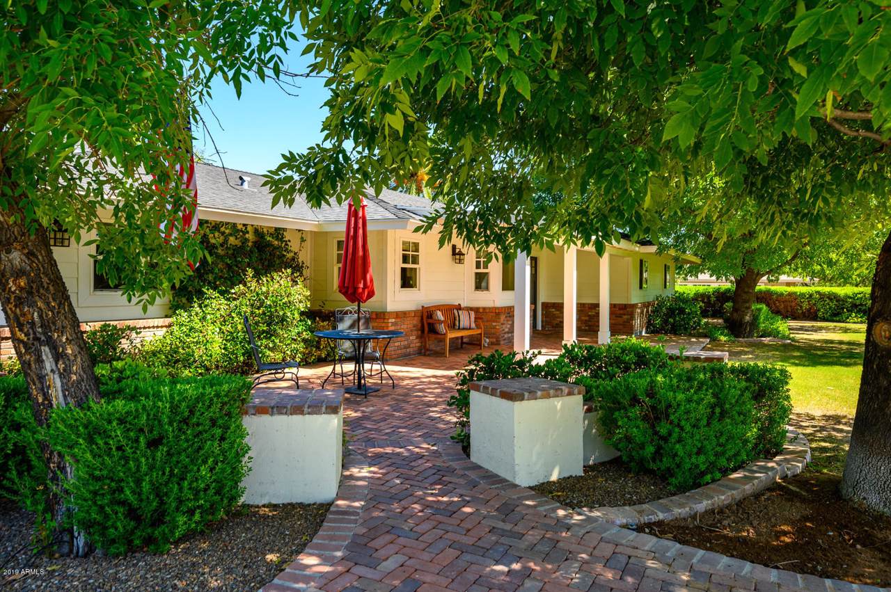 6832 Vista Drive - Photo 1