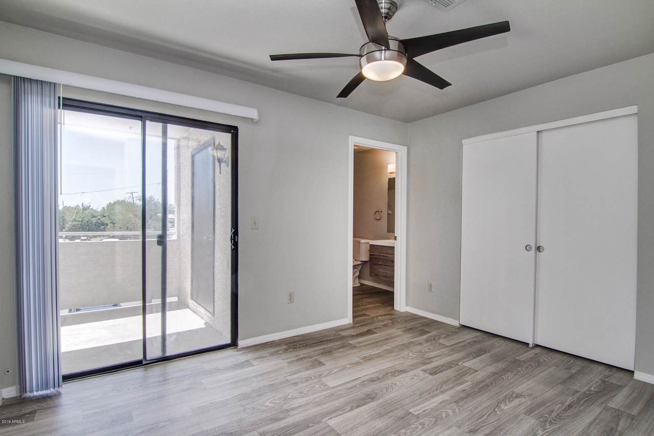36 Vaughn Avenue - Photo 1