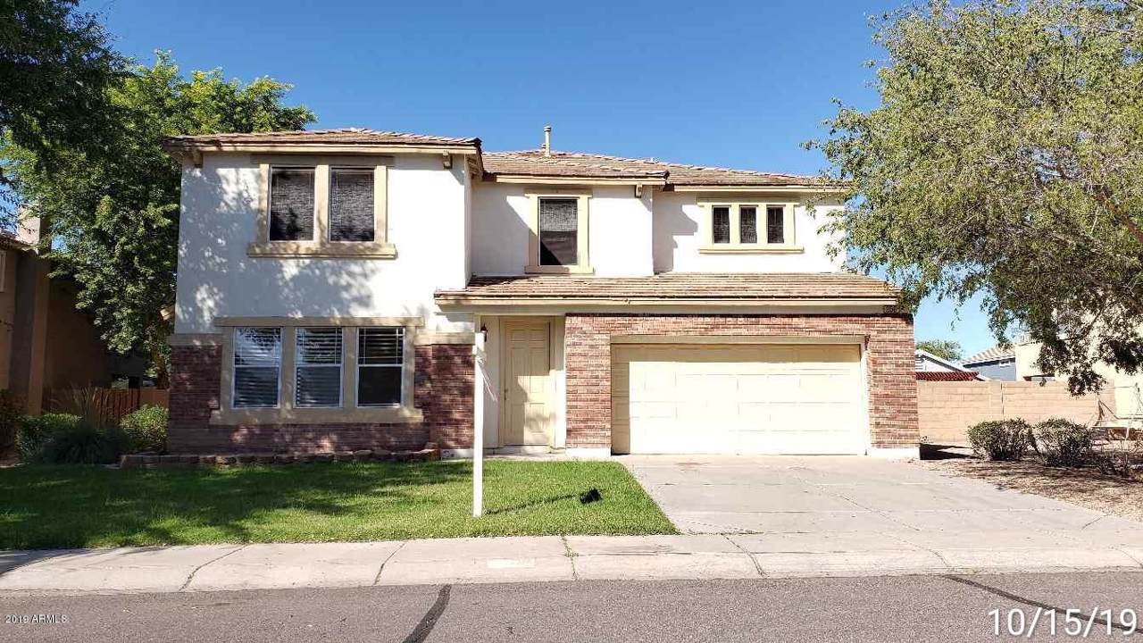 2564 Del Rio Court - Photo 1