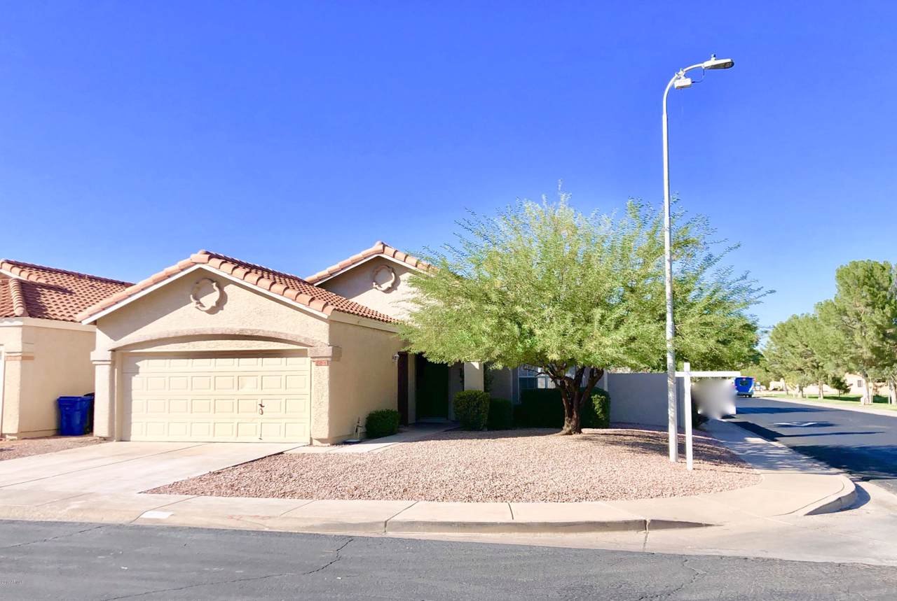 504 Carmen Street - Photo 1