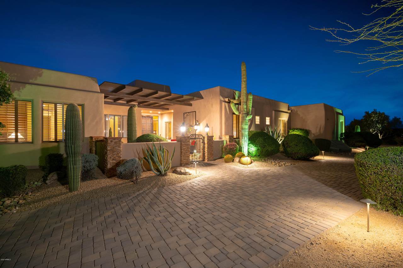 9580 Ranch Gate Road - Photo 1