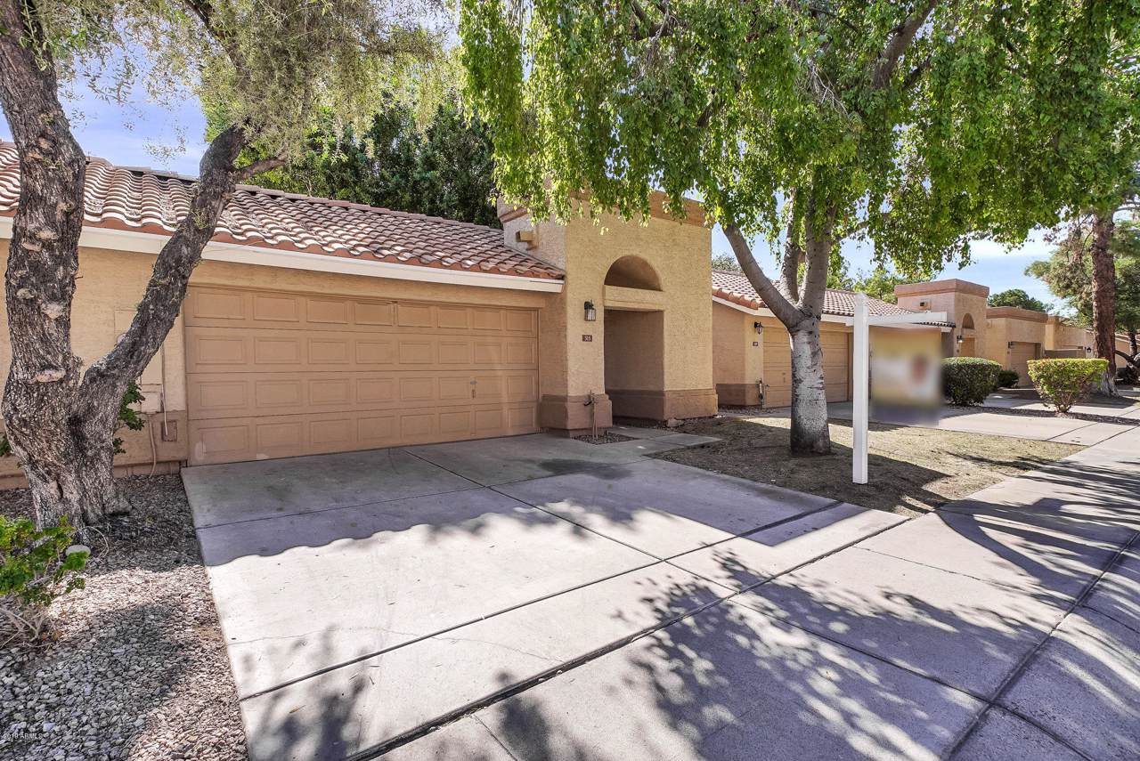 315 Carmen Street - Photo 1