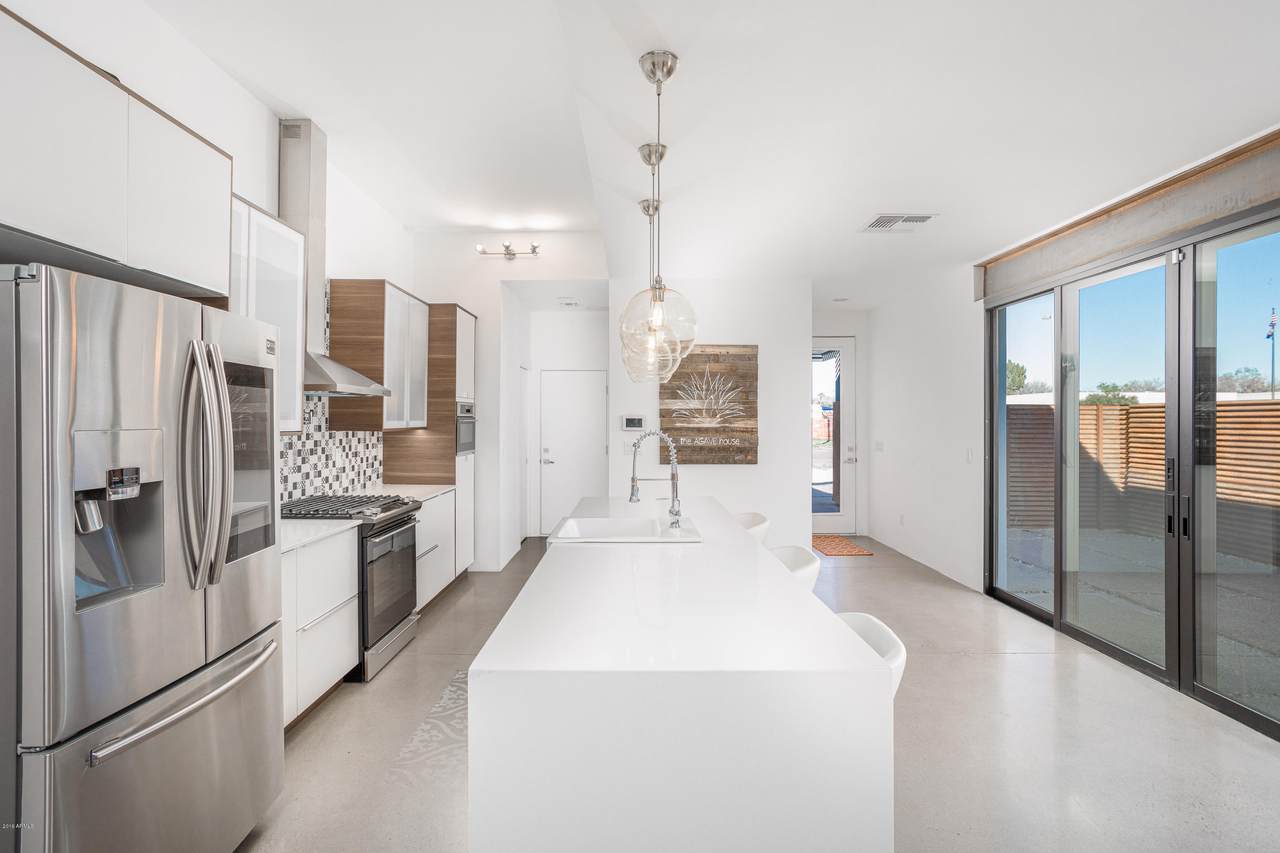 2109 Virginia Avenue - Photo 1