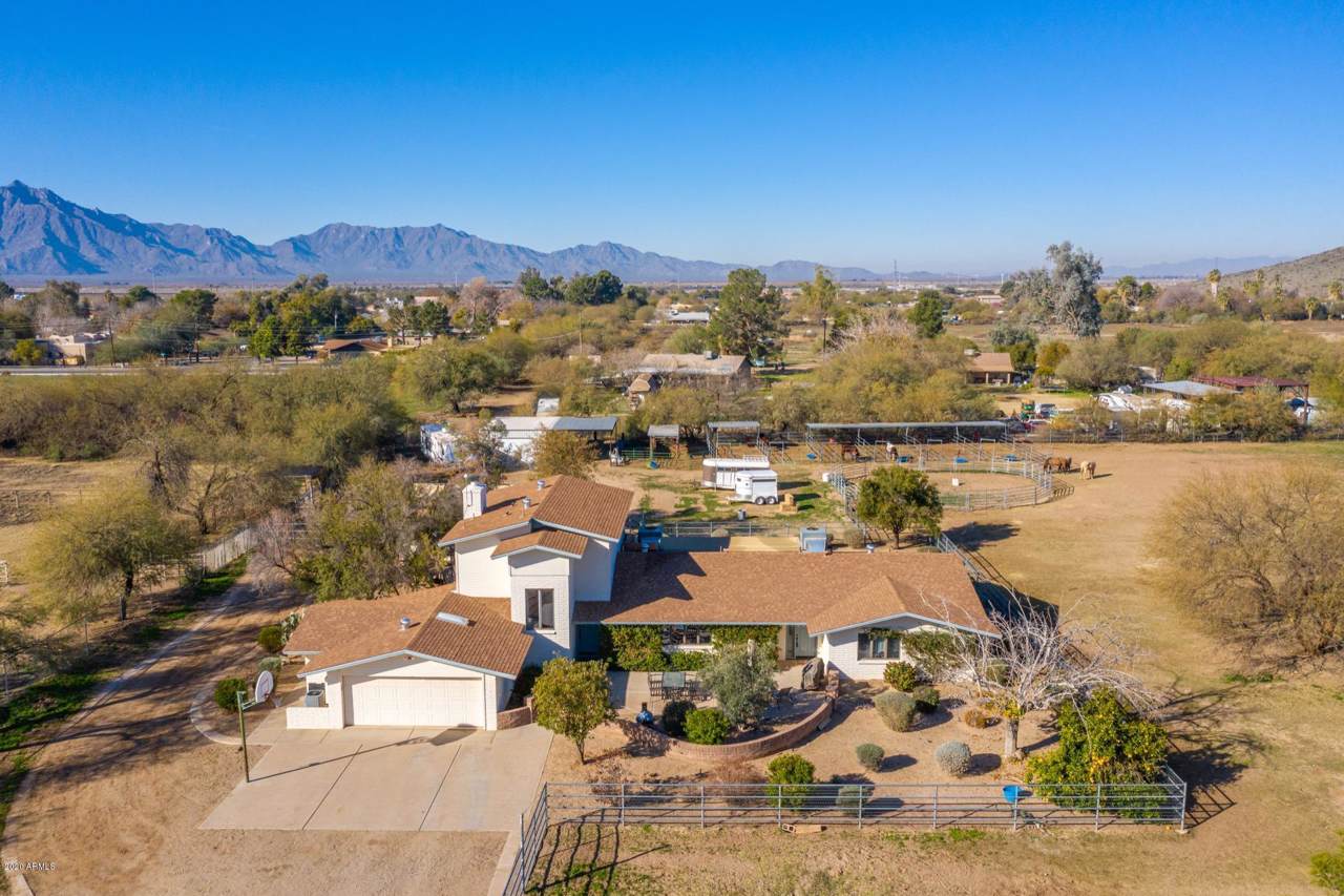 11838 44TH Avenue - Photo 1