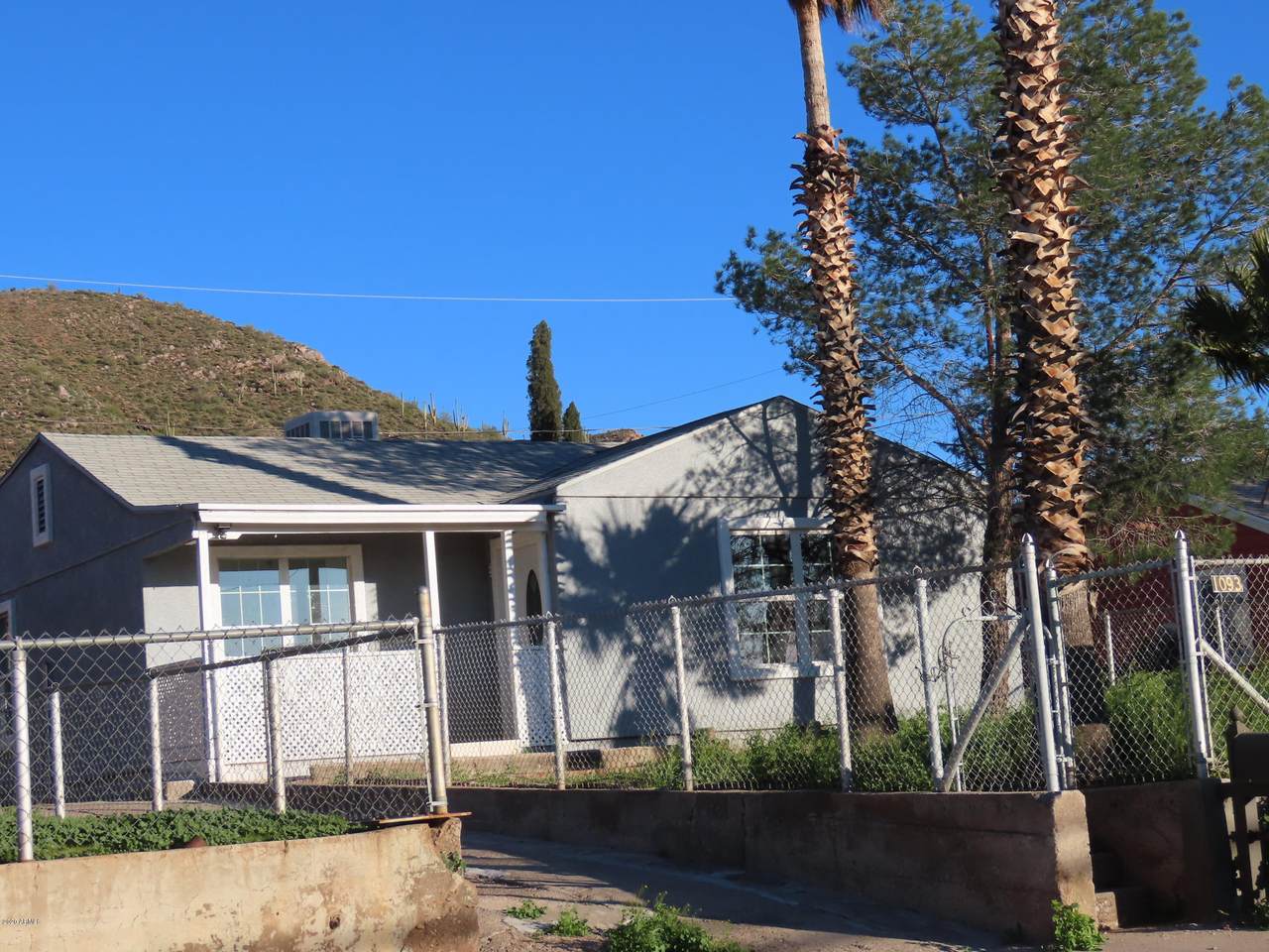 1093 Stone Avenue - Photo 1