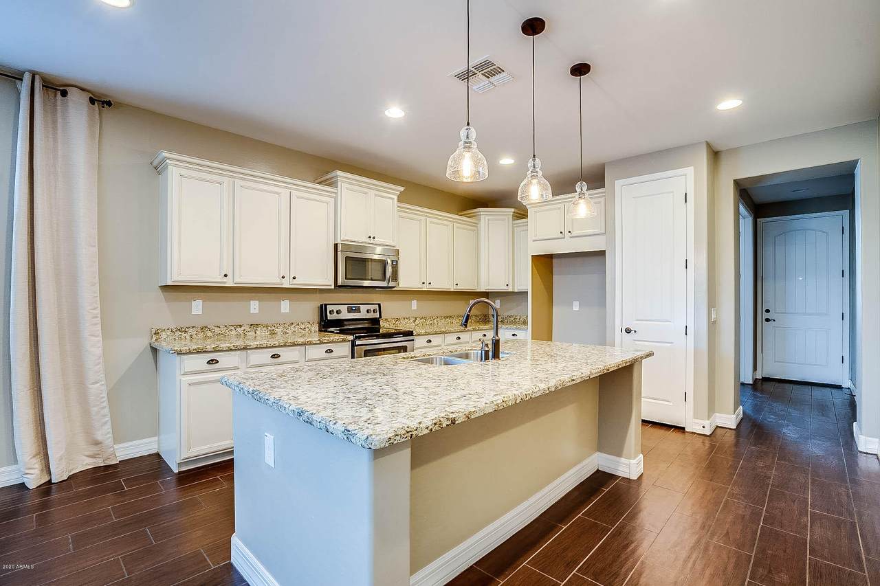 3019 Woburn Lane - Photo 1