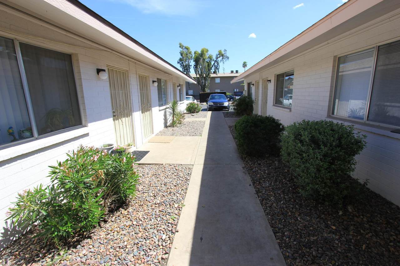 9230 6TH Street - Photo 1