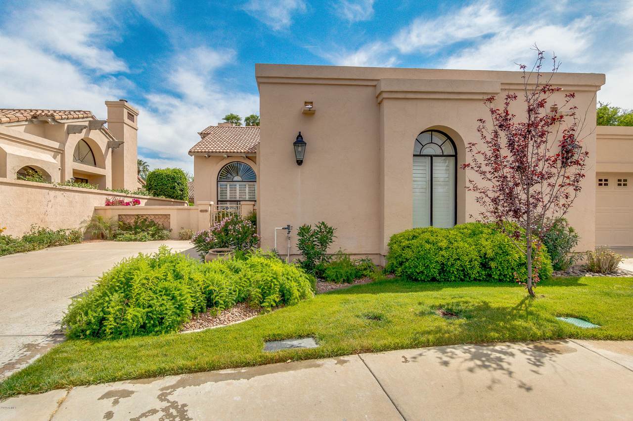 10083 Ironwood Drive - Photo 1