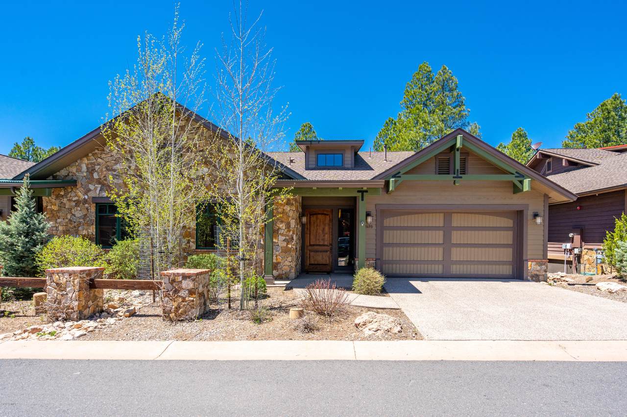 1498 Castle Hills Drive - Photo 1 1498 Castle Hills Drive - Photo 1