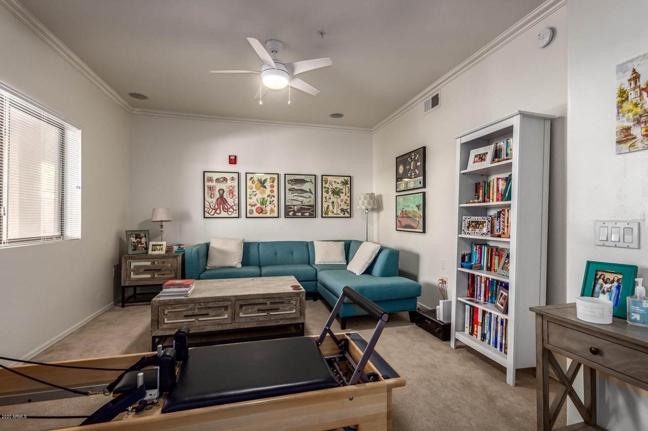 920 Devonshire Avenue - Photo 1