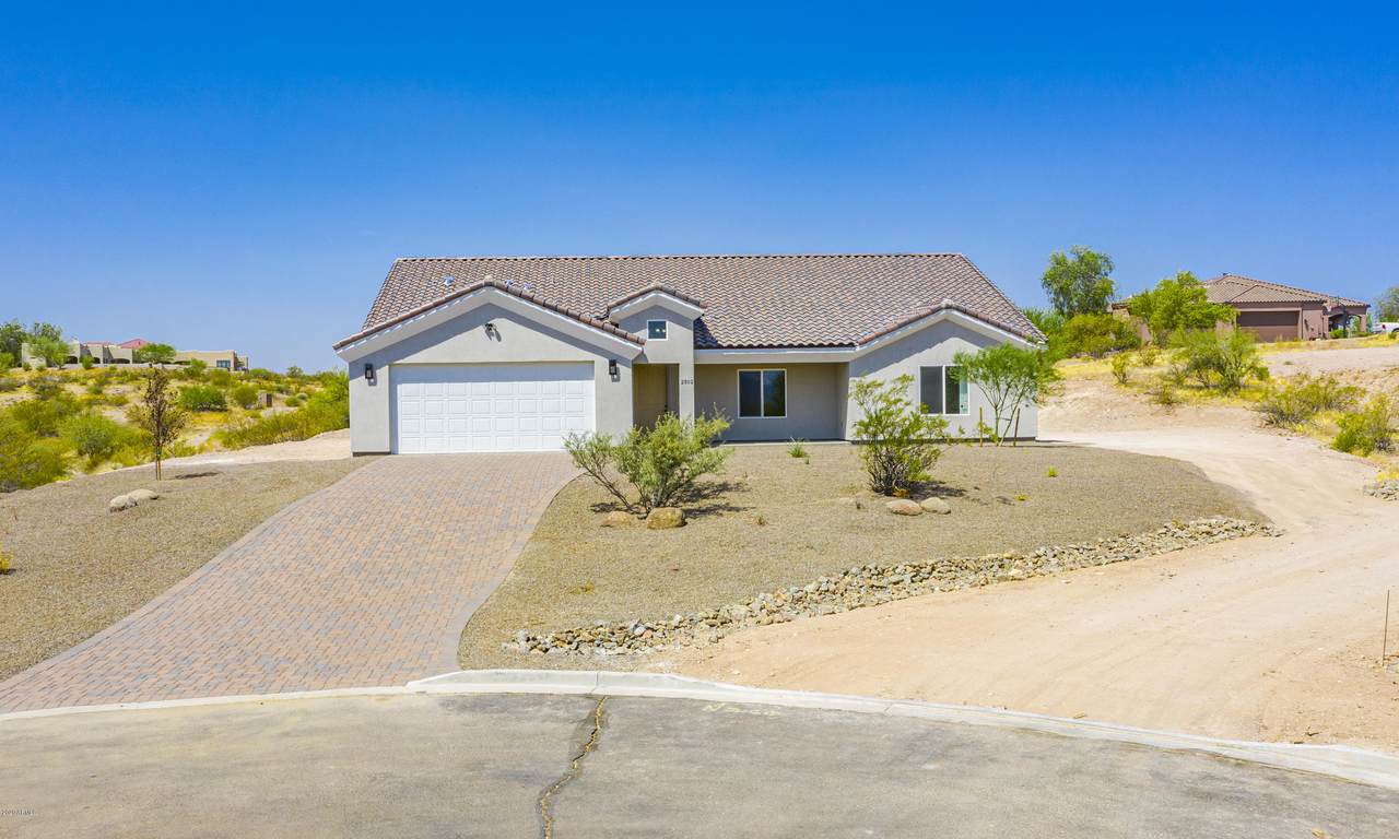 2502 Lupine Lane - Photo 1