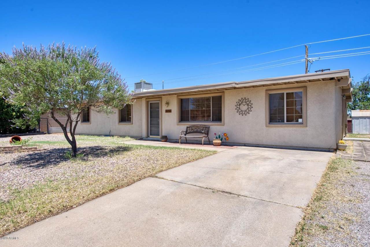 548 Moorman Avenue - Photo 1