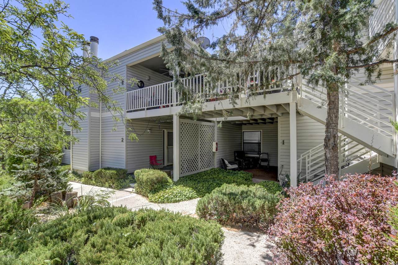 333 Leroux Street - Photo 1