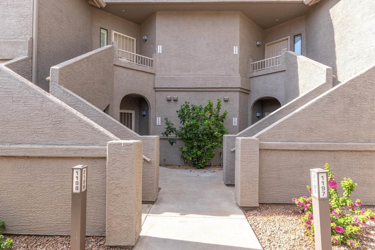 15225 100TH Street - Photo 1