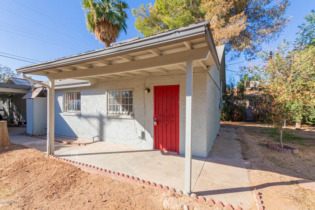 3311 Cambridge Avenue - Photo 1