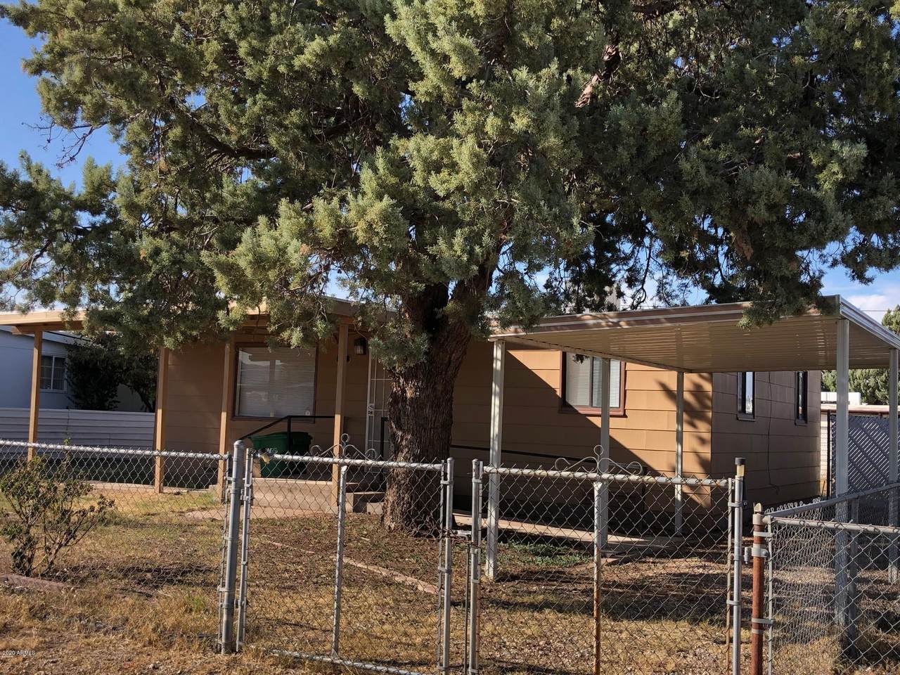 121 Apache Street - Photo 1