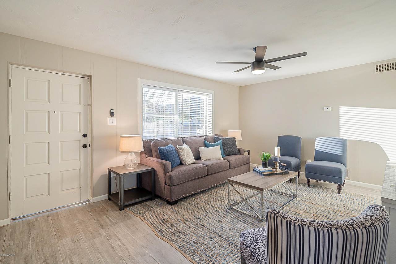 9813 10TH Street - Photo 1