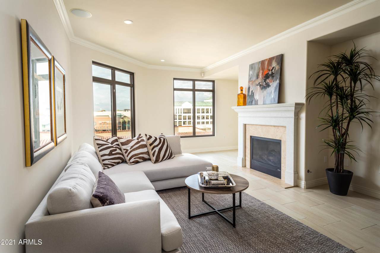 7181 Camelback Road - Photo 1