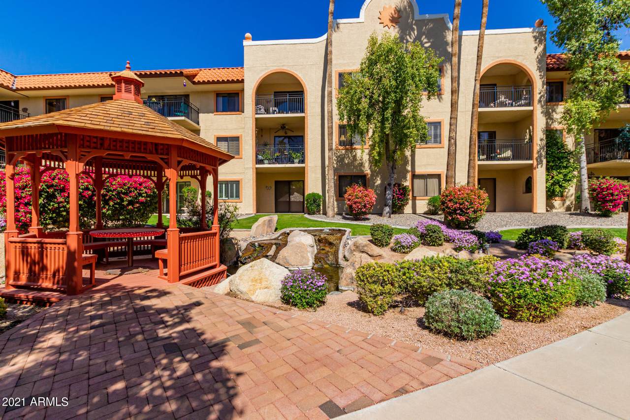 10330 Thunderbird Boulevard - Photo 1