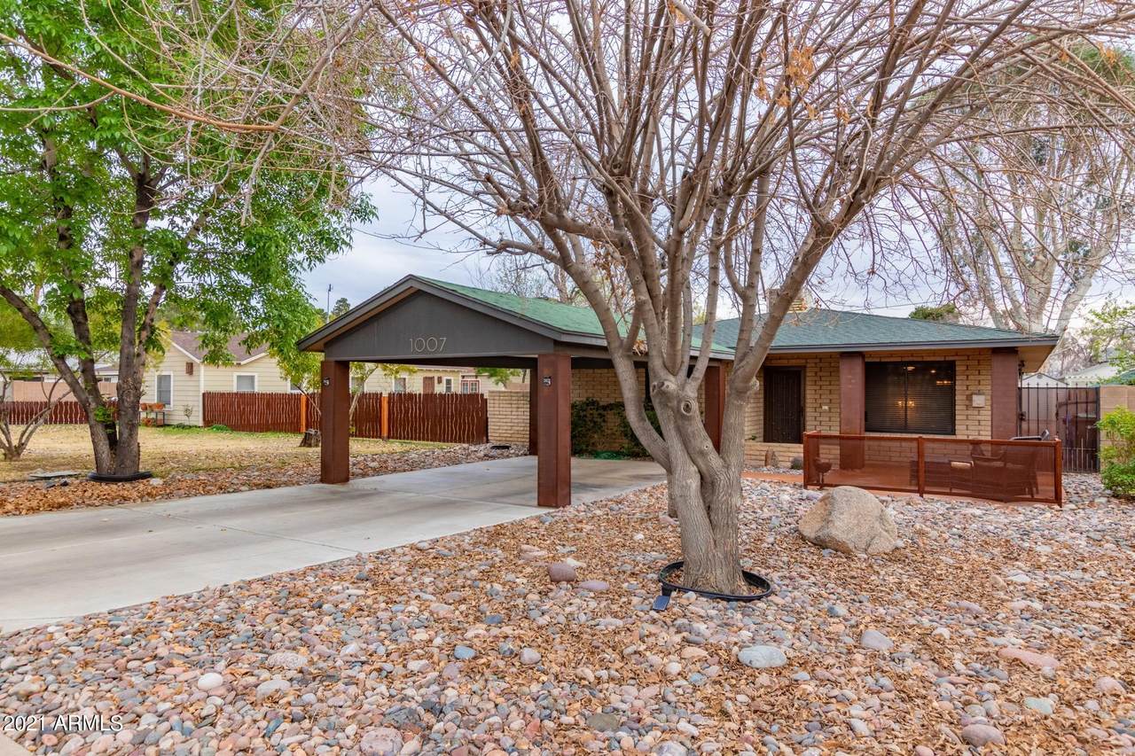 1007 Orange Drive - Photo 1
