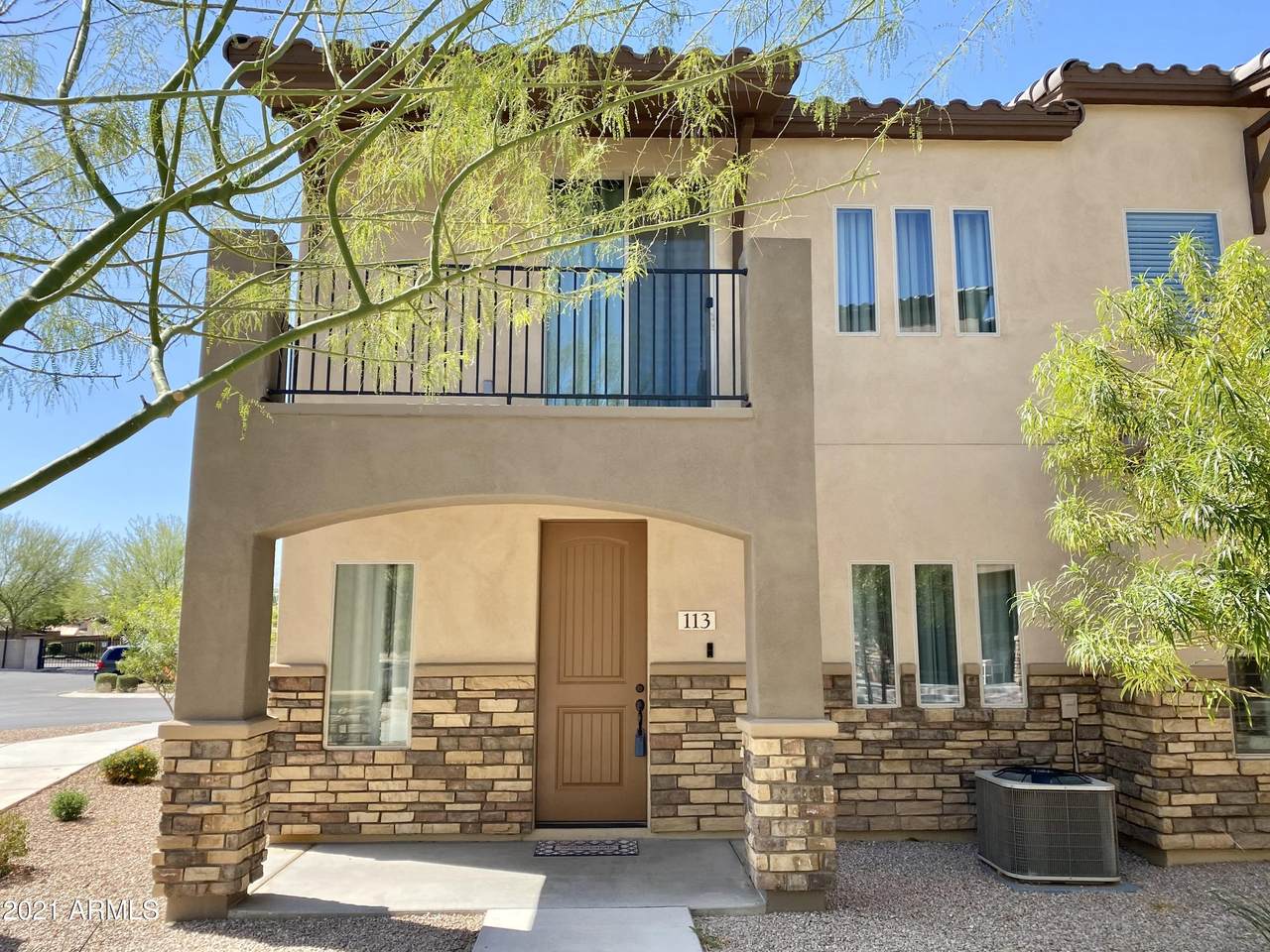 2821 Skyline - Photo 1