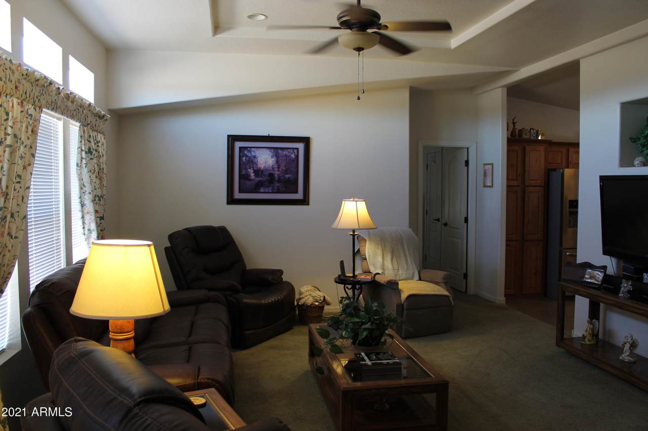 11818 337TH Avenue - Photo 1