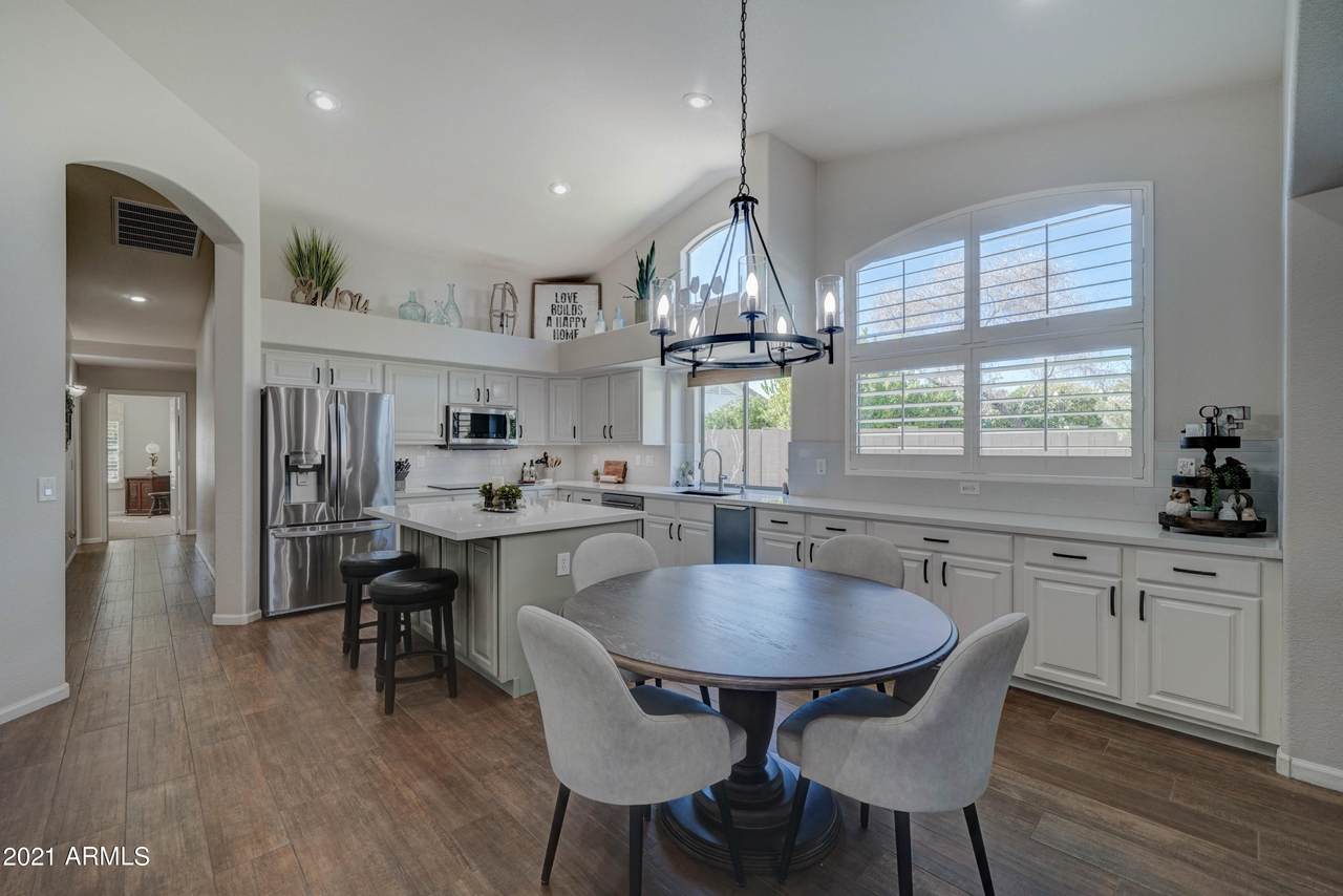 3039 Wylie - Photo 1
