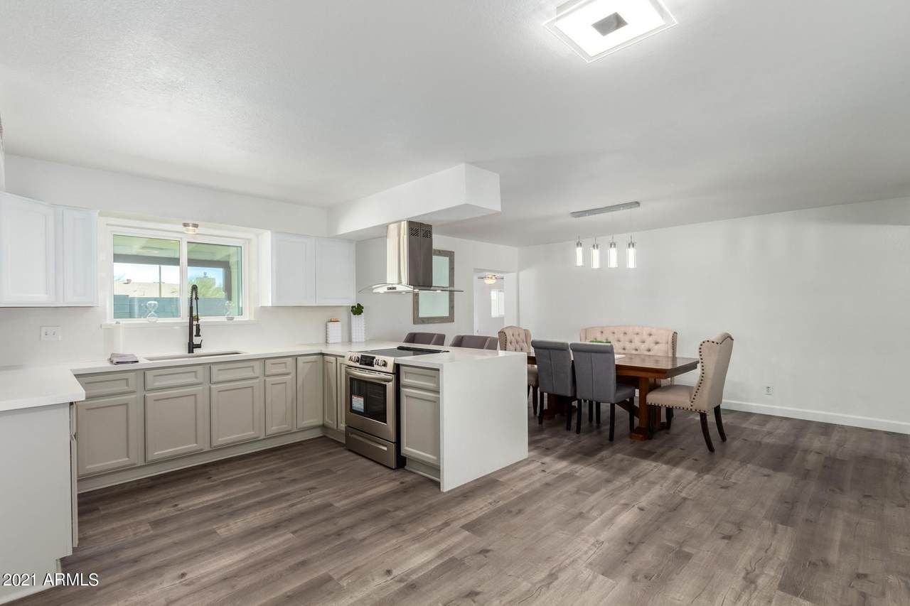 965 Wedgewood Drive - Photo 1