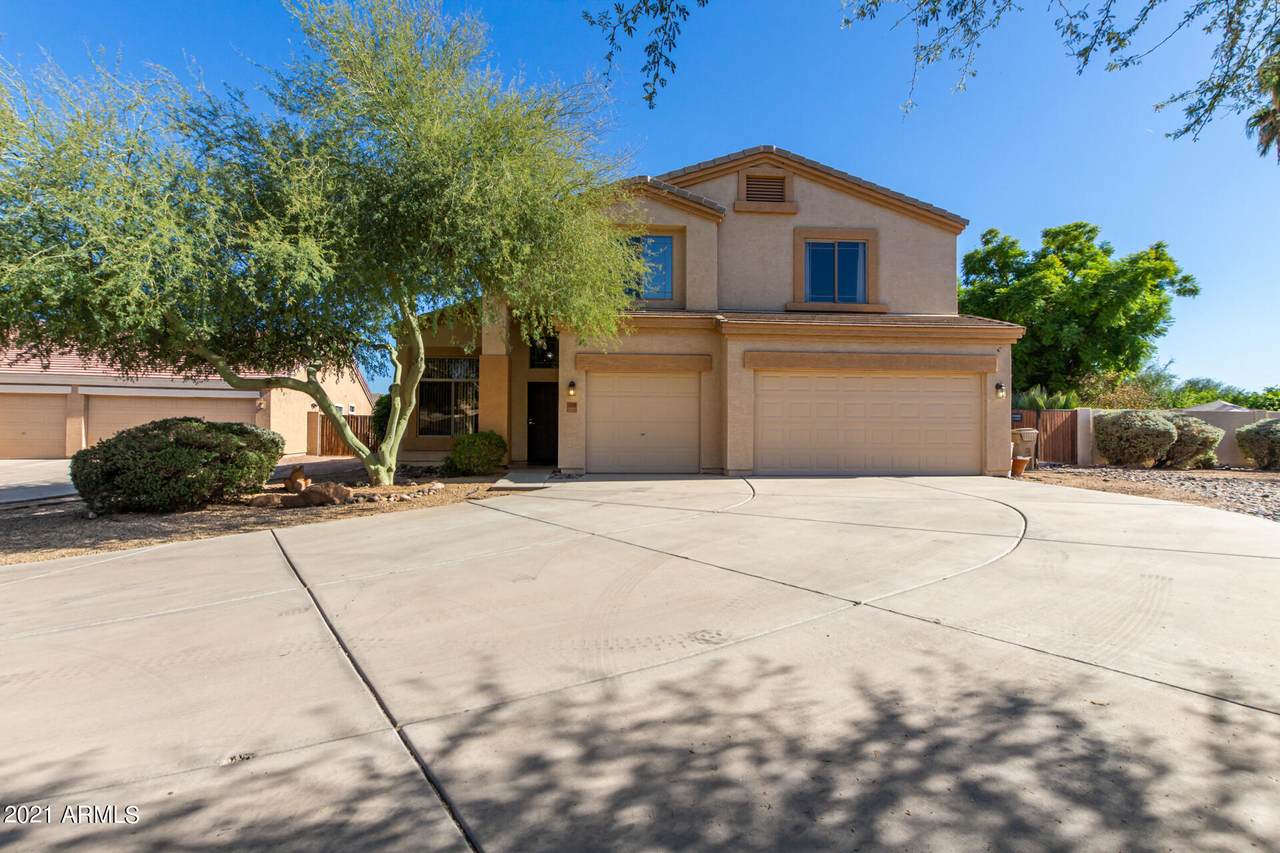 6075 85TH Drive - Photo 1