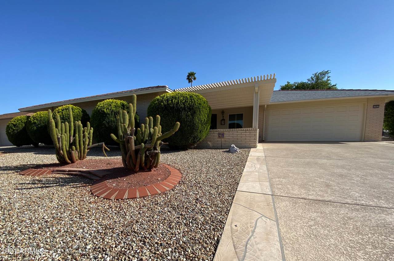 10007 Pineaire Drive - Photo 1