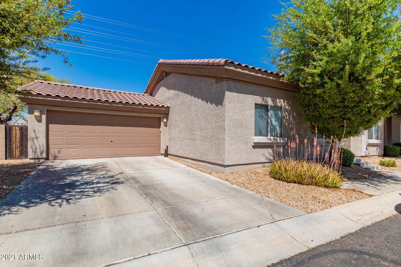 15718 Hidden Valley Lane - Photo 1