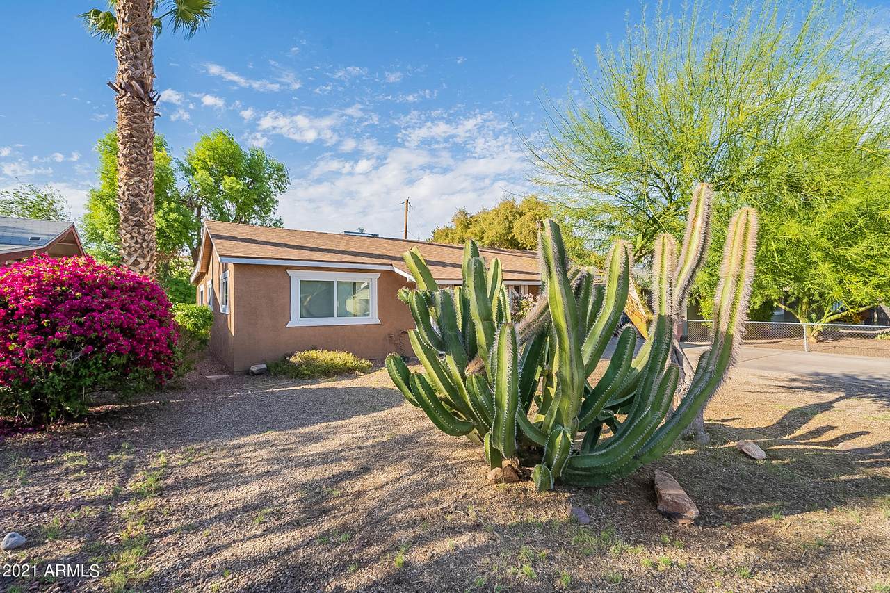 2810 70Th Street - Photo 1