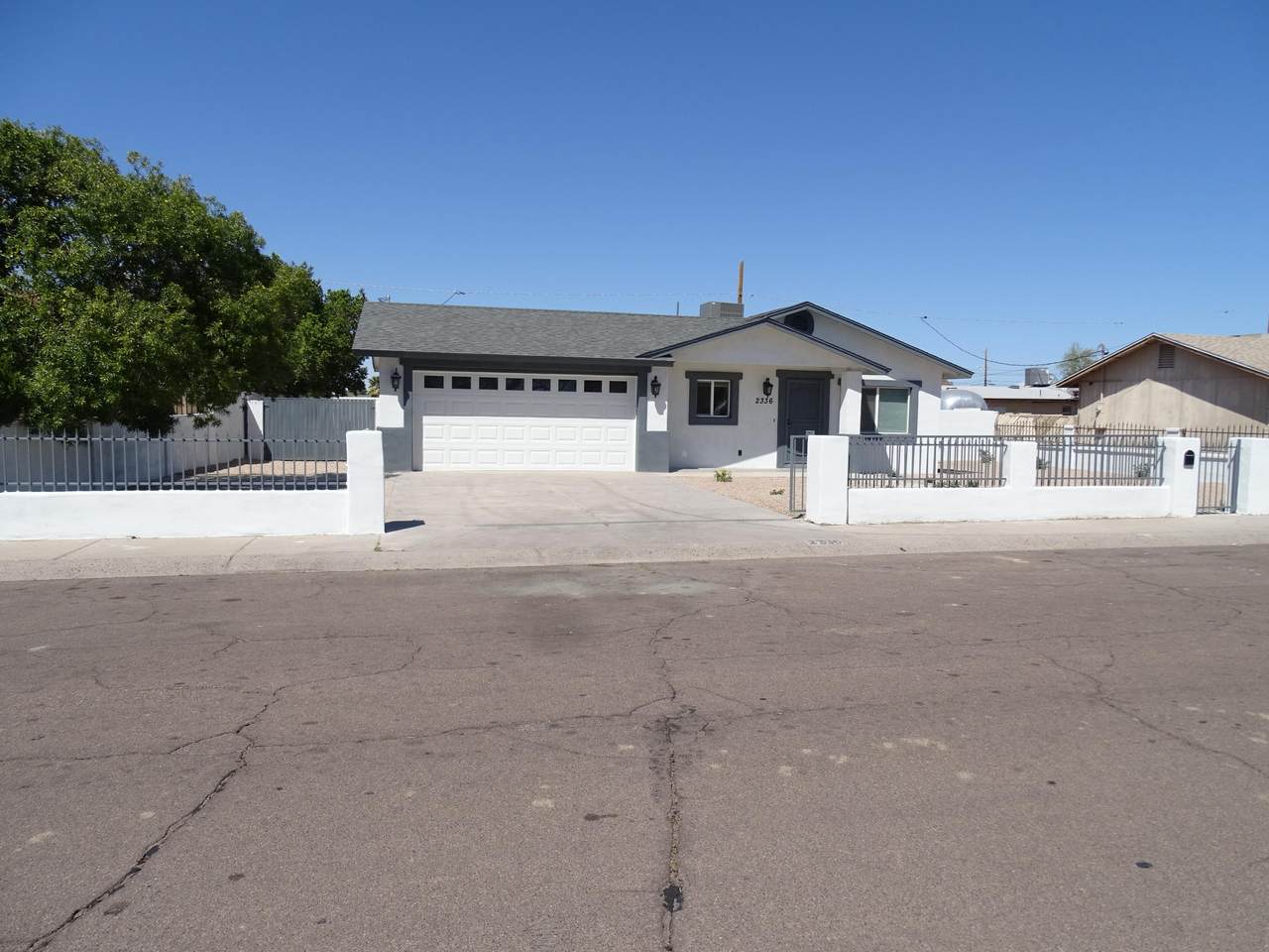 2336 Mc Arthur Drive - Photo 1