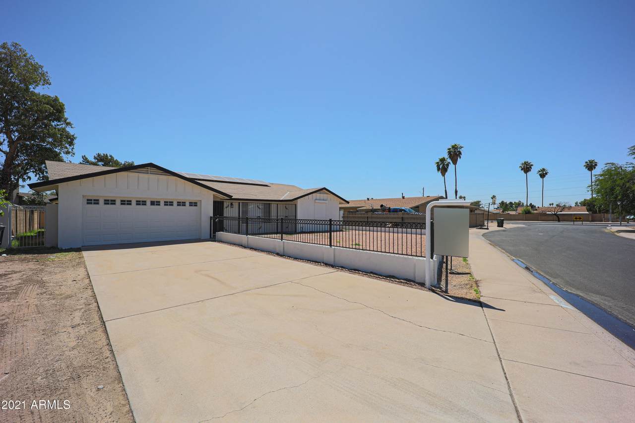 10611 37TH Avenue - Photo 1