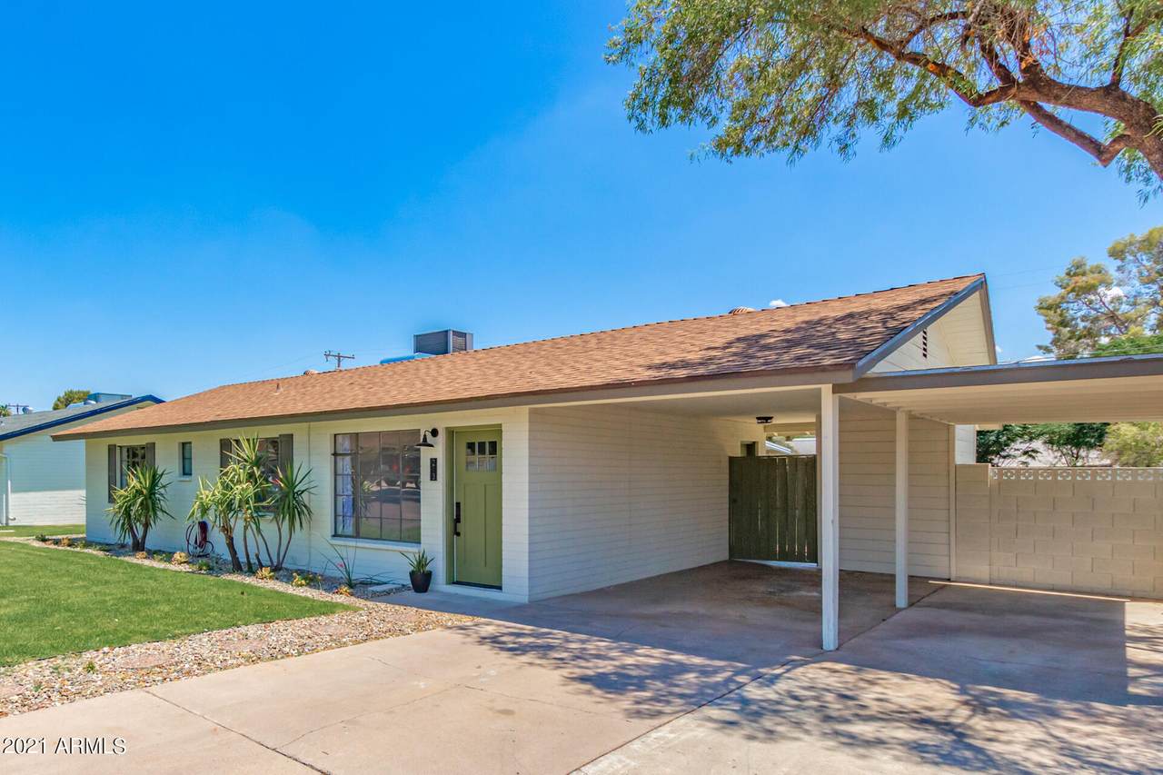 213 El Camino Drive - Photo 1