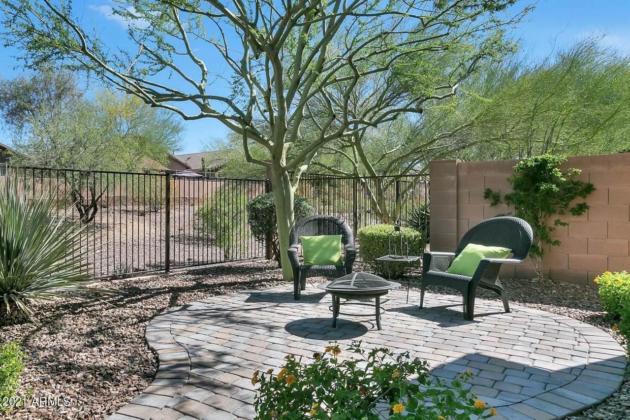 1652 Owens Way - Photo 1