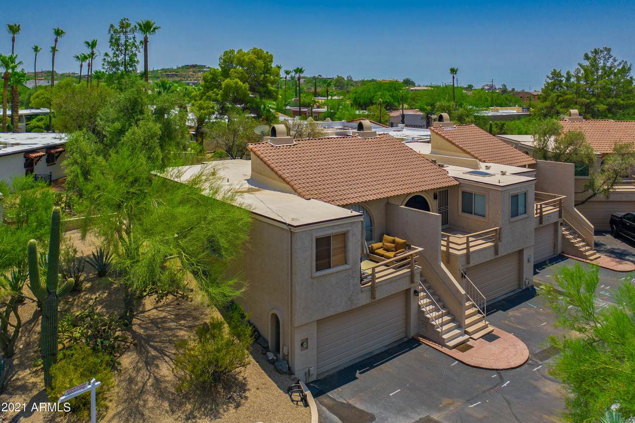 7501 Happy Hollow Drive - Photo 1