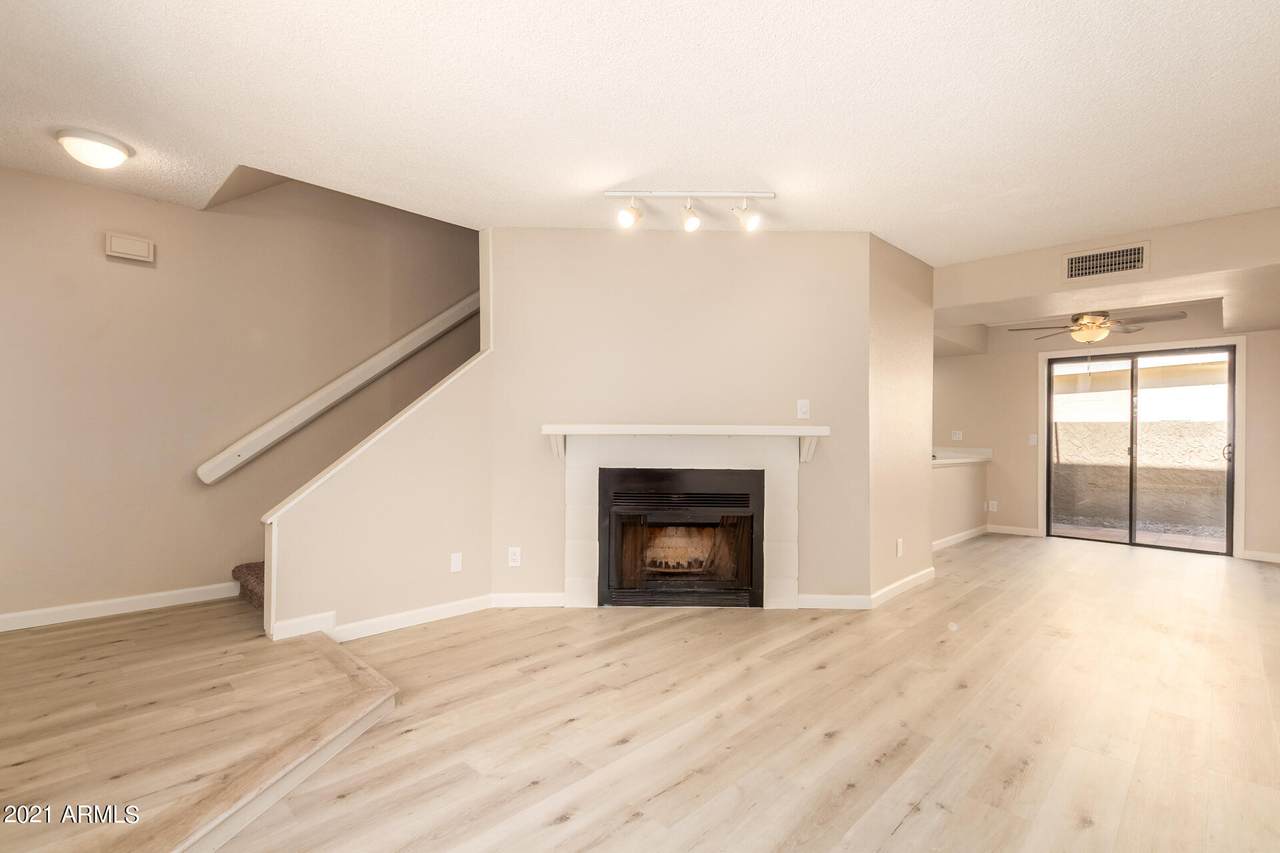 2815 52ND Street - Photo 1