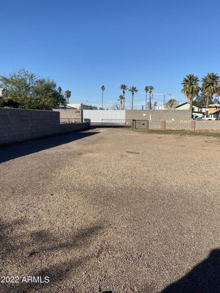 2437 Monroe Street - Photo 1