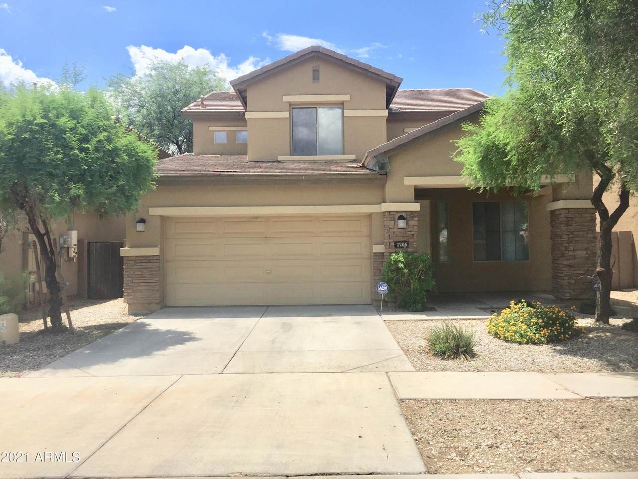 2906 89TH Drive - Photo 1
